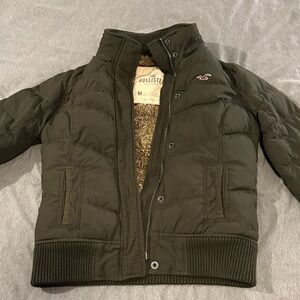 Hollister Women’s Dark Green Puffer Jacket